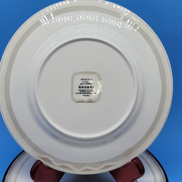 Sasaki Moderna 8.5" Salad Plates Set of 3 Retired - Picture 5 of 9